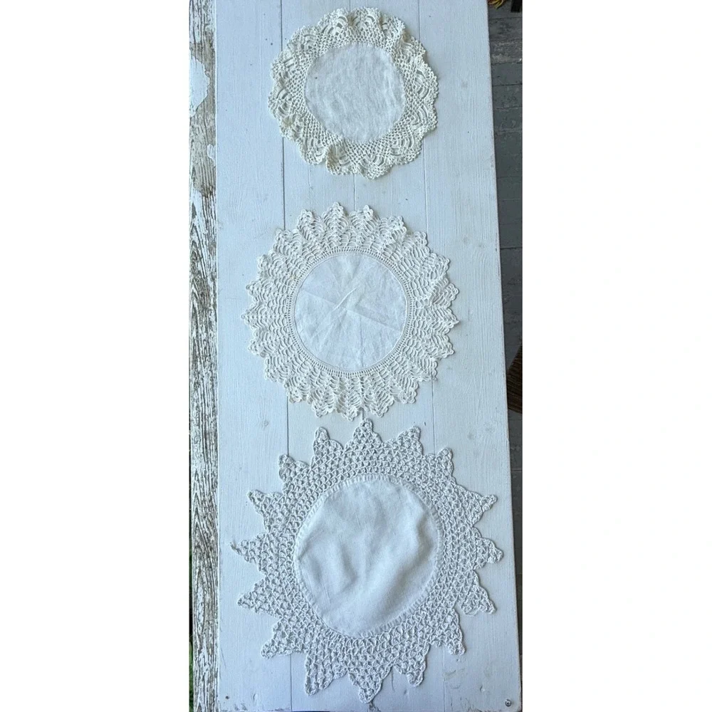 Vintage White Linen Crochet Doilies Set of 3 Round Lace Table Linens 12-16in